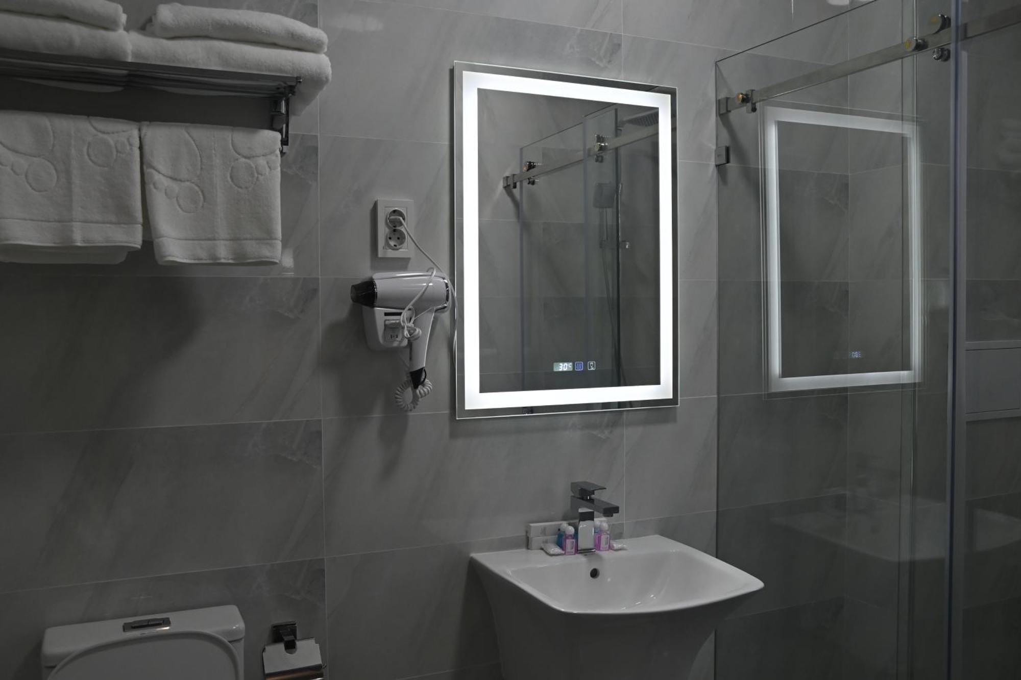 My Status Hotel Tasken Kültér fotó